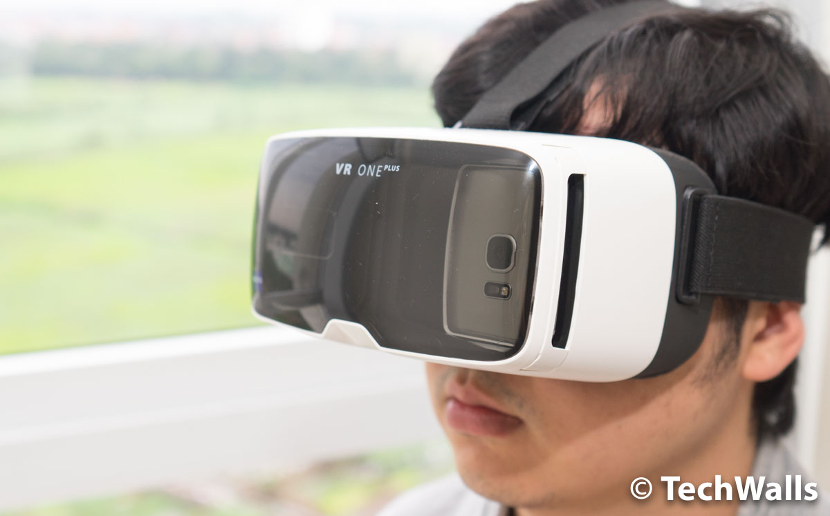 Zeiss Vr One Plus Headset Review Not What You Expected Techwalls
