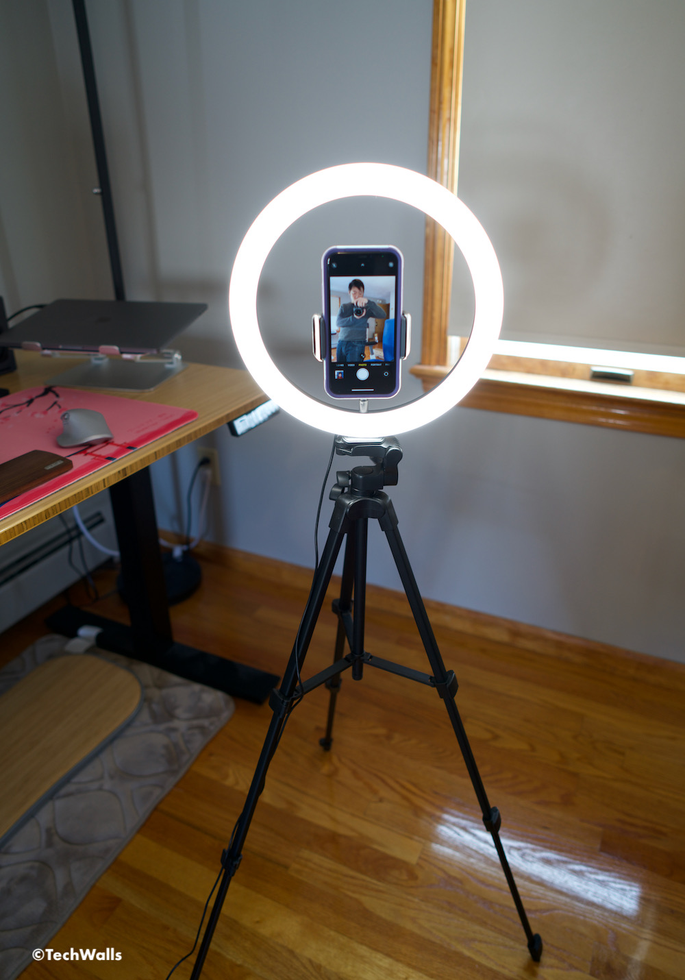 What is a Ring Light & Why Should I Use It?