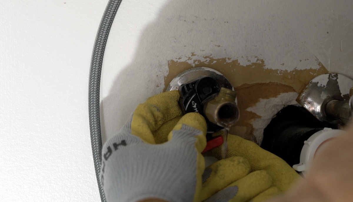 How to Fix a Leaky Shutoff Valve Under a Bathroom Sink If You Can’t Tighten the Nut